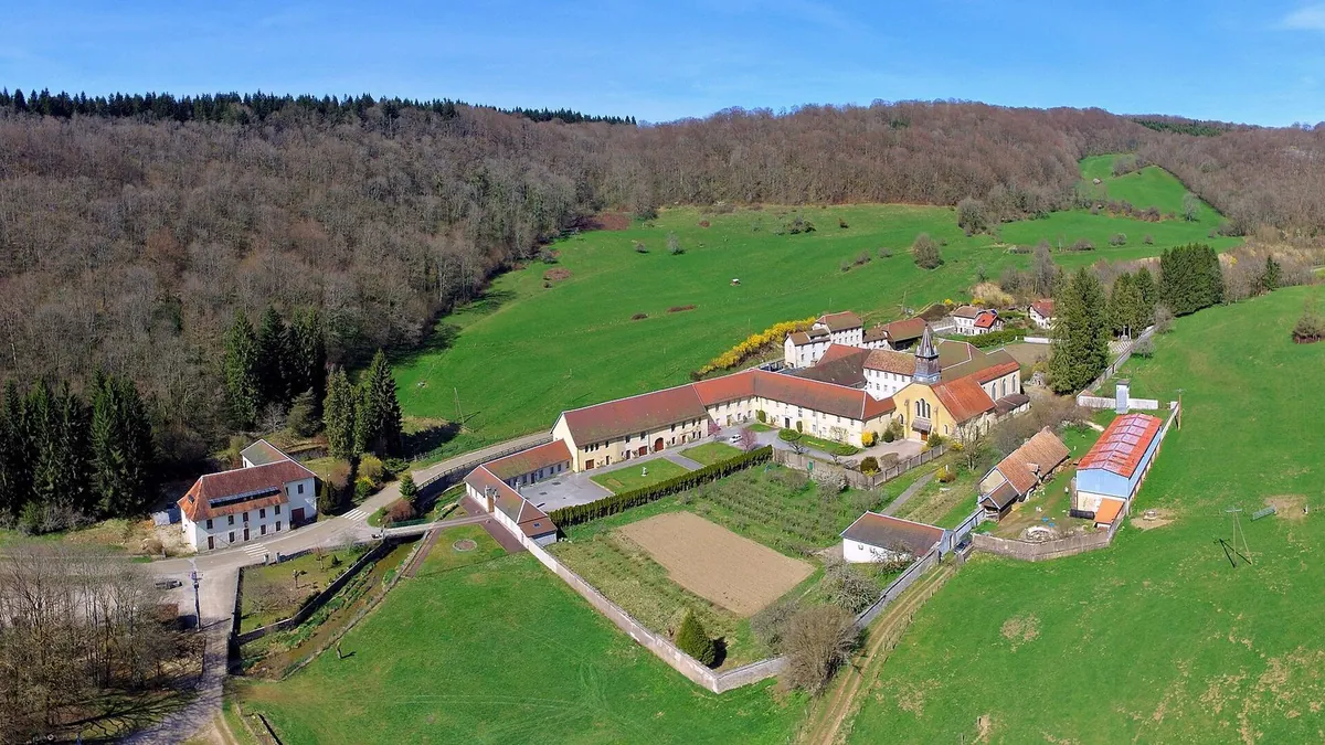 Abbaye de la Grâce-Dieu de Chaux-lès-Passavant