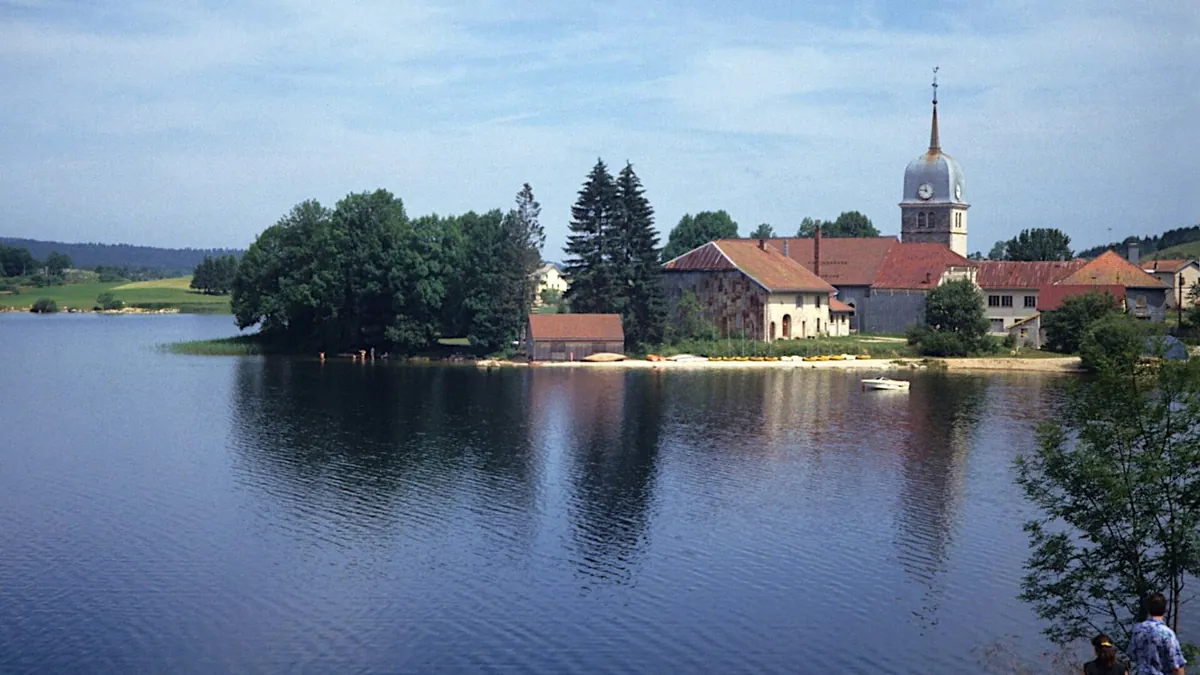 Abbaye en Grandvaux de Grande-Rivière