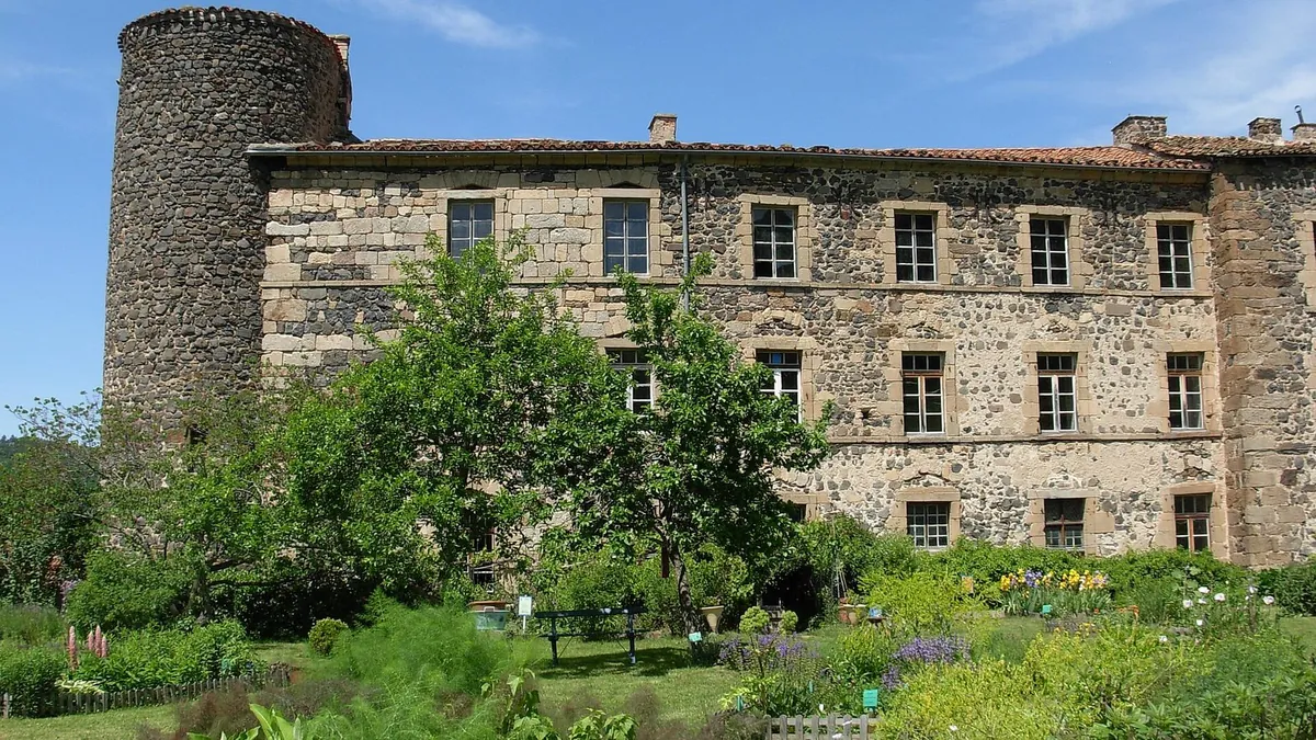 Ancienne abbaye de Pébrac