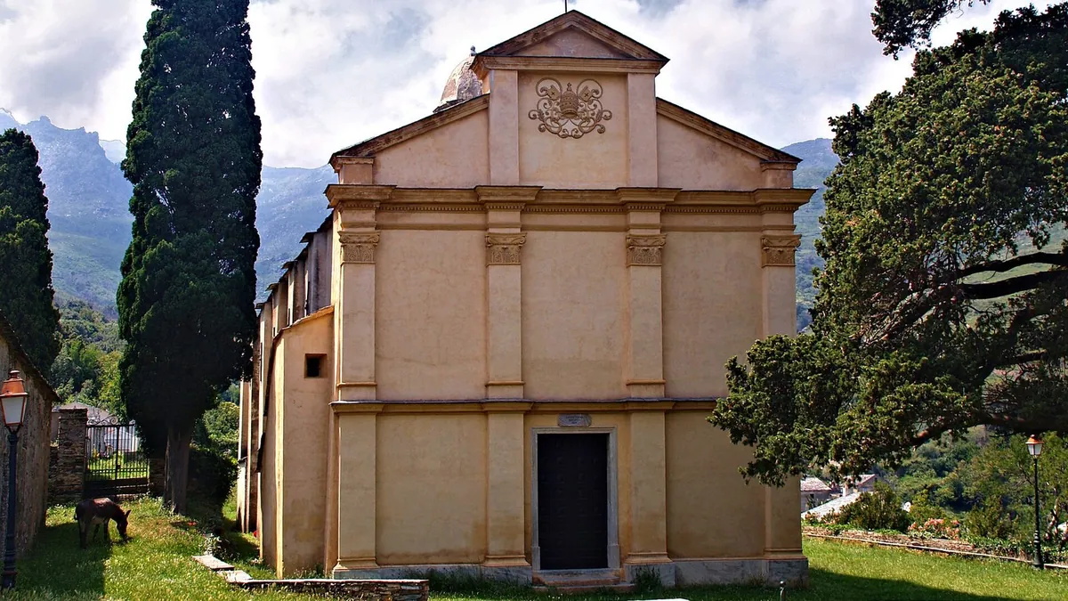 Chapelle Pisane attenant à l'église de Brando
