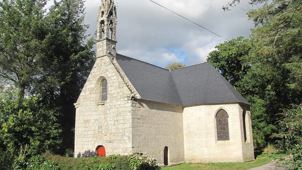 Chapelle Neuve et sa fontaine de Langonnet