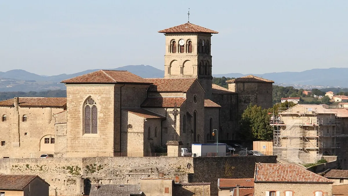 Collégiale Saint-Pierre-et-Saint-Paul de Saint-Donat-sur-l'Herbasse