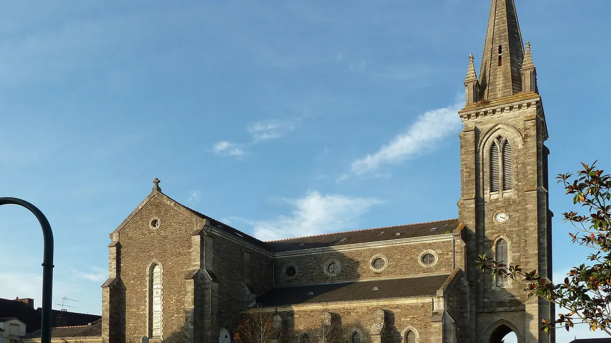 Église Saint-André de Renac