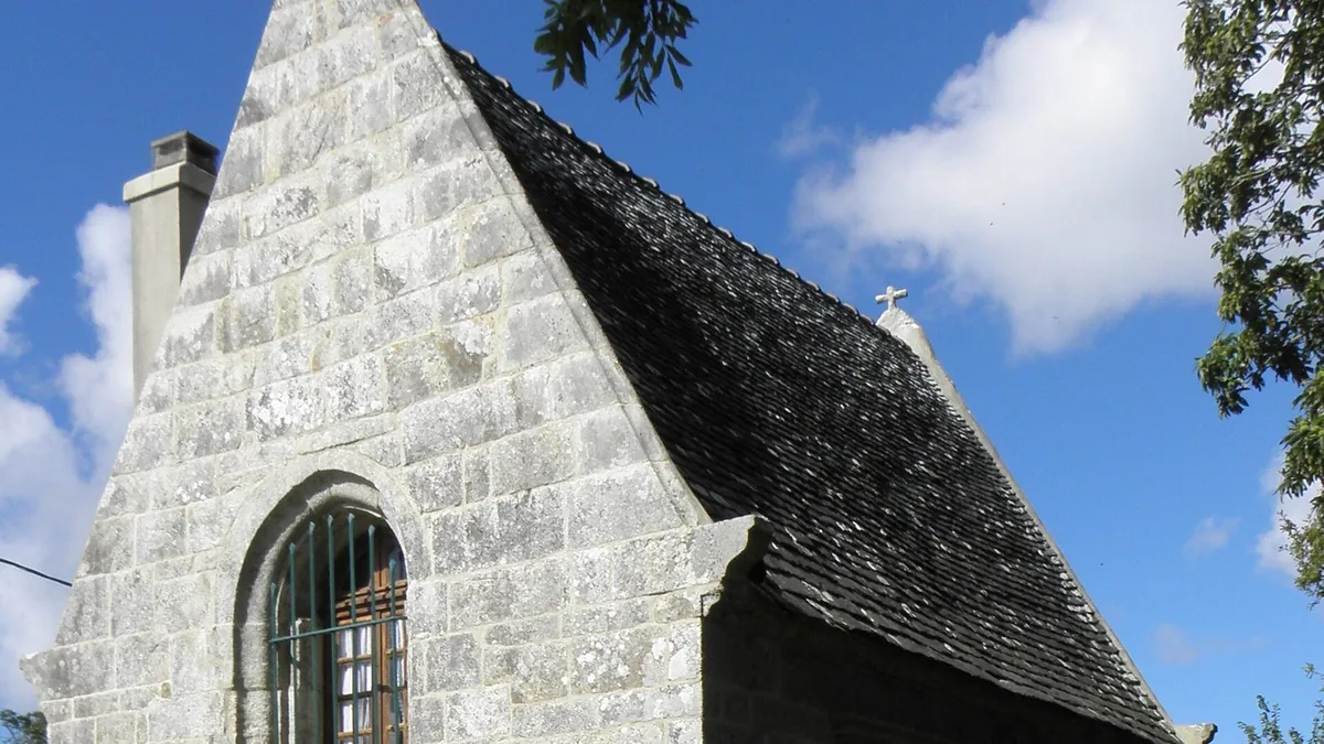 Ancienne église Saint-Aurélien, au Vieux Bourg de Mespaul