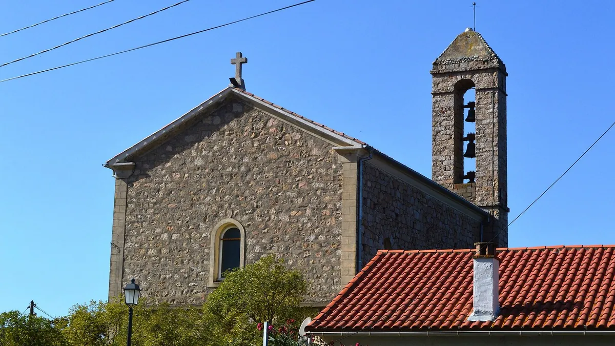 Église Saint-Côme-et-Saint-Damien d'Ambiegna