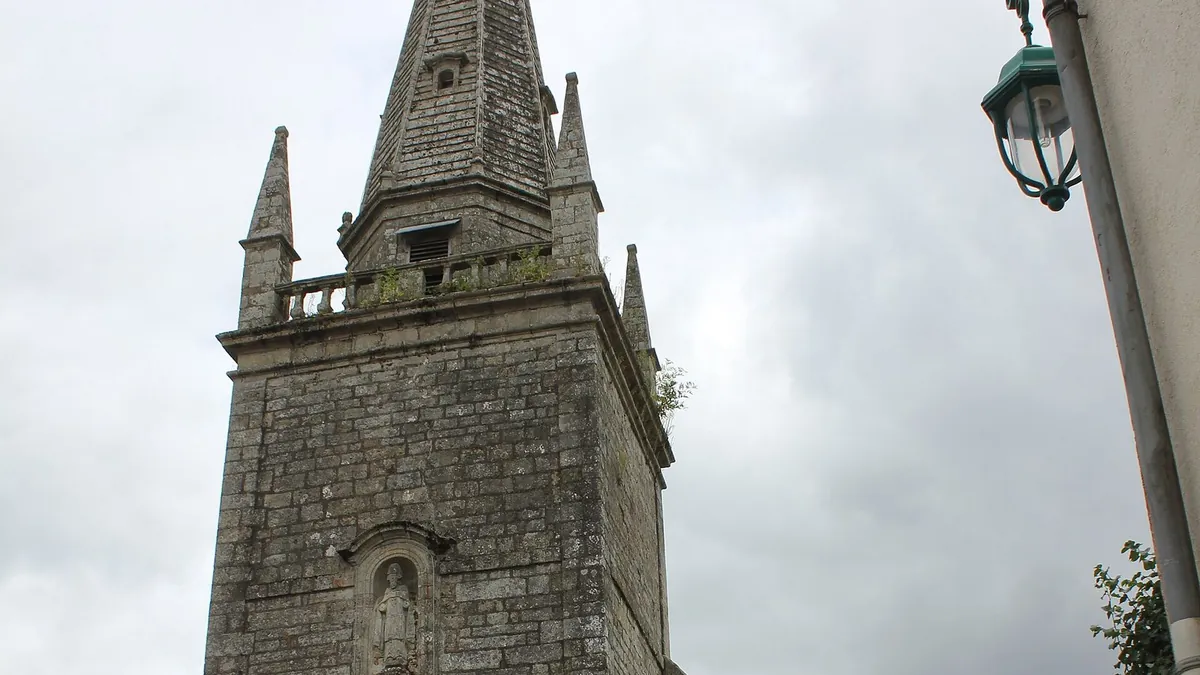 Église Saint-Cyr de Moréac