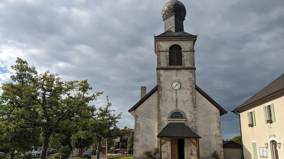 Église Saint-Donat de Cuvat