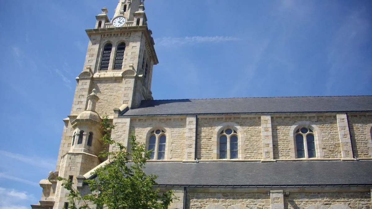 Église Saint-Gaudence de Péaule