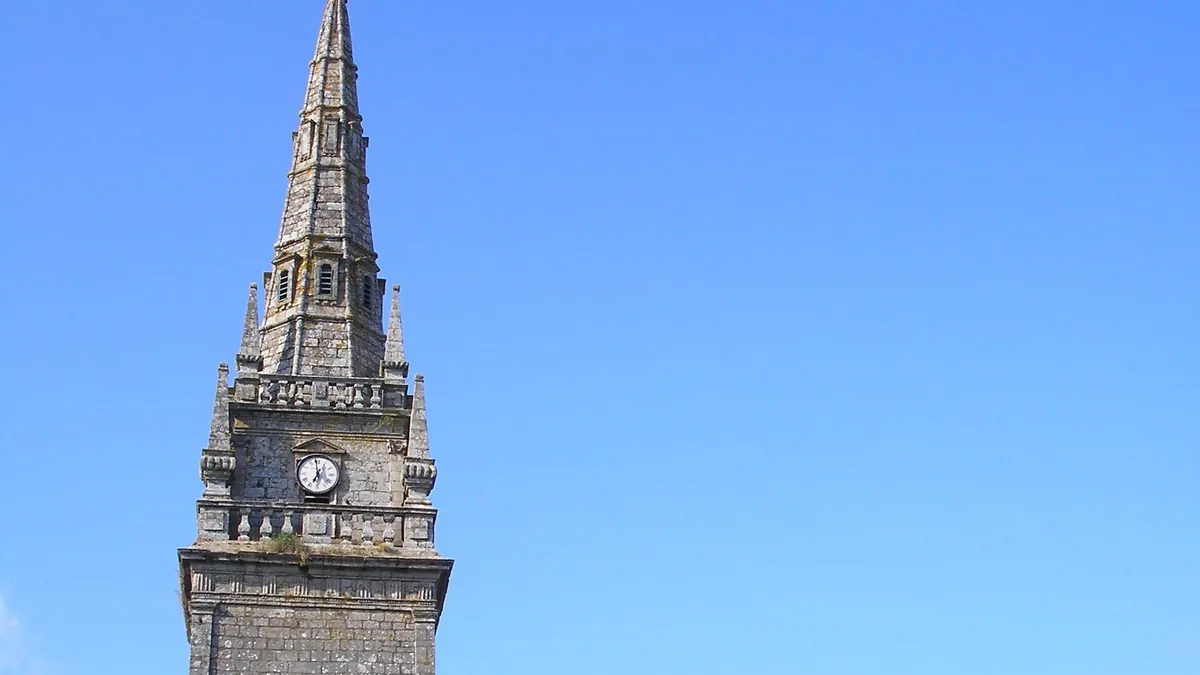 Église Saint-Guigner de Pluvigner