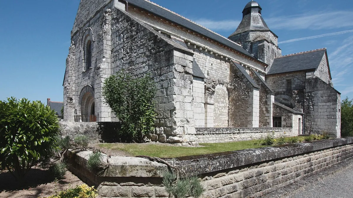 Église Saint-Nicolas de Tavant