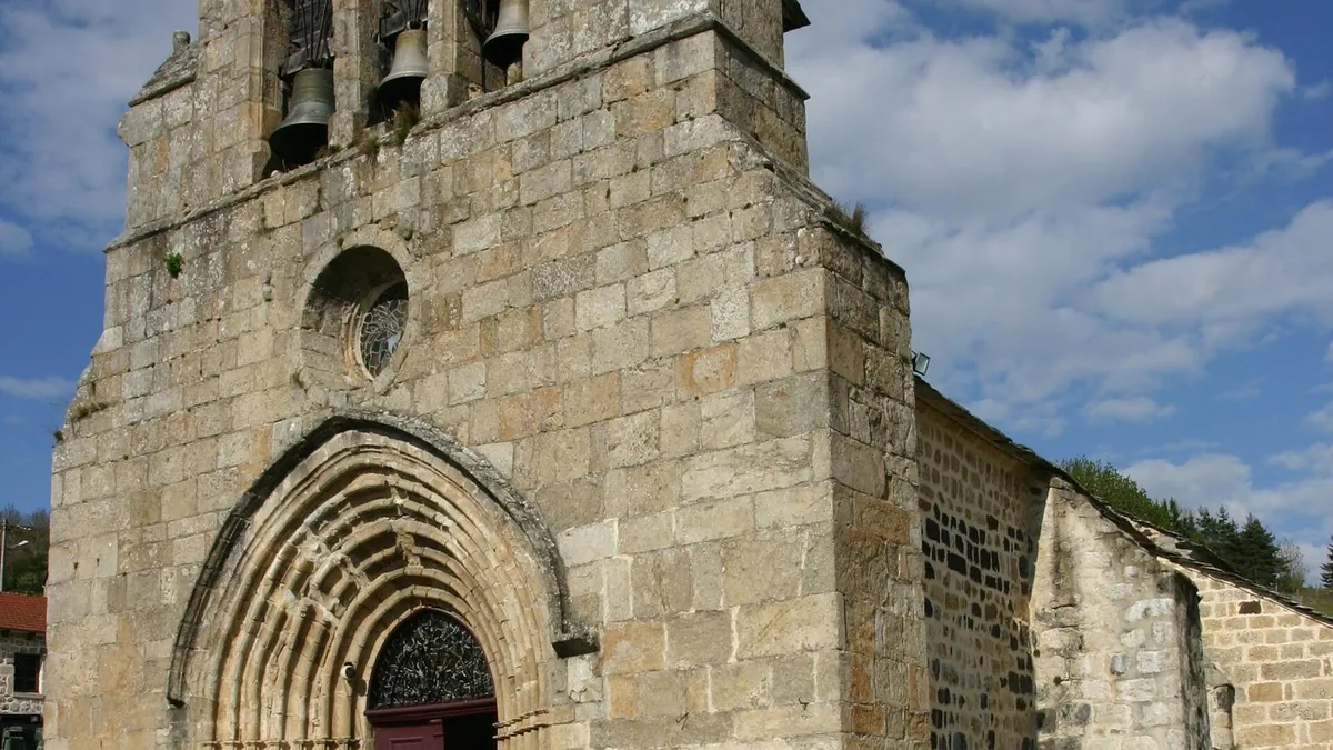 Église Saint-Pierre de Salettes