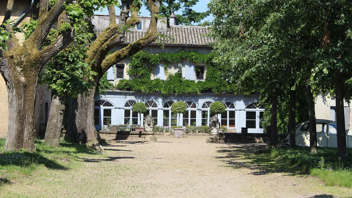 Ancien prieuré de La Bruyère dit château de La Bruyère de Saint-Bernard
